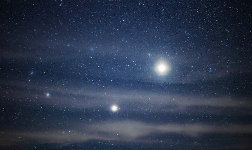 Fenômeno marcado pelo alinhamento de Júpiter e Saturno é chamado de Estrela de Natal. (Foto: Haitong Yu/Getty Images)