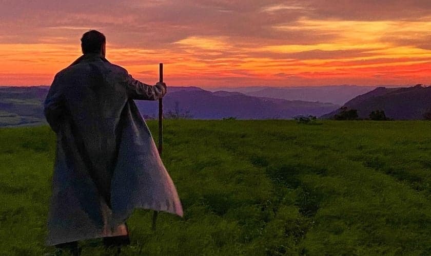 A oração pode sustentar sua vida em períodos de crise. (Foto: Joel Engel)