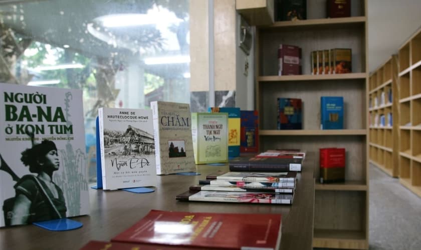 A Sociedade Bíblica do Vietnã espera que a nova biblioteca seja um "símbolo da unidade cristã". (Foto: Reprodução / Sociedade Bíblica do Vietnã)