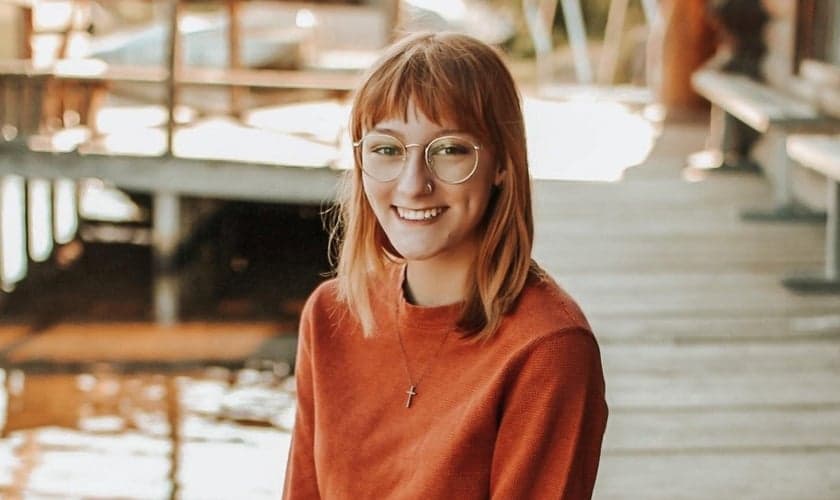 Michaela Lanning encontrou as respostas que buscou durante anos de sua vida conturbada após entrar em uma igreja e sentir a presença de Deus em um culto. (Foto: Facebook)