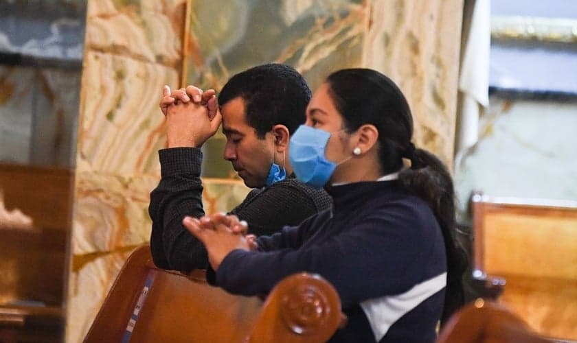 Cresce o número de evangélicos no México, enquanto católicos diminuem. (Foto: El Universal)