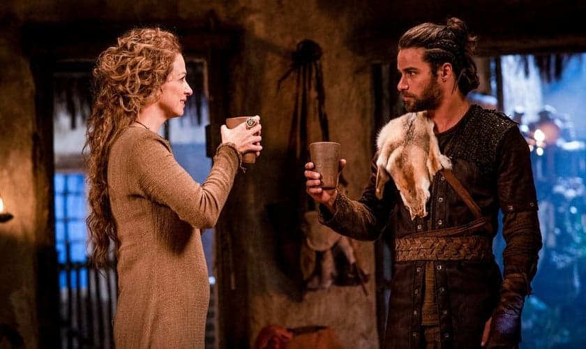 Os personagens Semíramis e seu filho Ninrode. (Foto: Reprodução / Instagram)