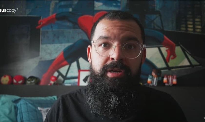 Douglas Gonçalves, líder do ministério JesusCopy. (Foto: Reprodução/YouTube)