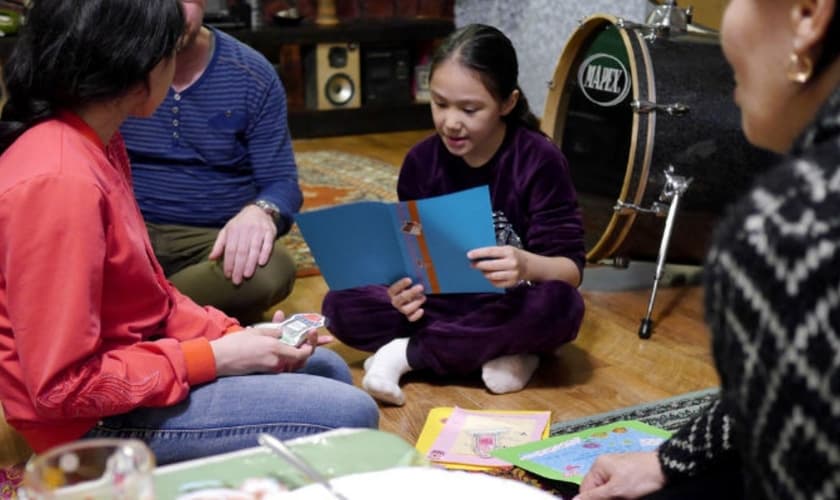 Igrejas domésticas na Ásia Central, como esta, contam com suas orações. (Foto: Portas Abertas)