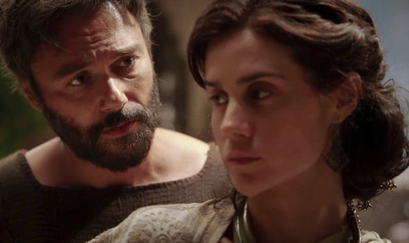 Terá e Amat, pais de Abrão. (Foto: Reprodução / Instagram)