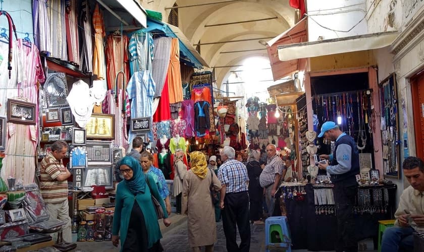 Entre os tunisianos prevalece a perseguição por pressão islâmica e opressão do clã.