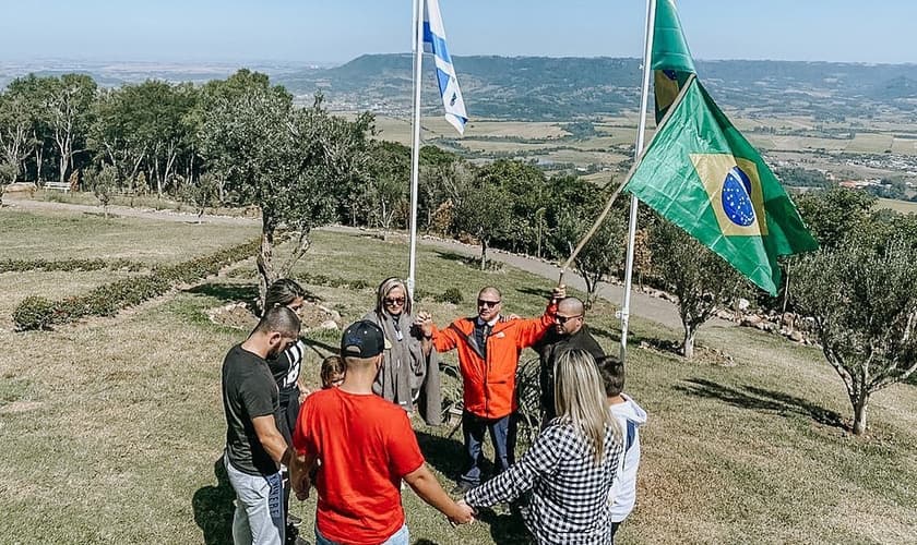 Joel Engel chama as igrejas a clamarem pelo Brasil. (Foto: Ministério Engel)