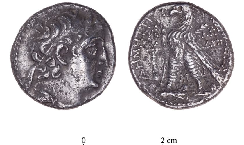 Moeda de Tiro será exibida no Museu da Torre de Davi no próximo ano. (Foto: Tal Rogovski/Museu da Torre de Davi)