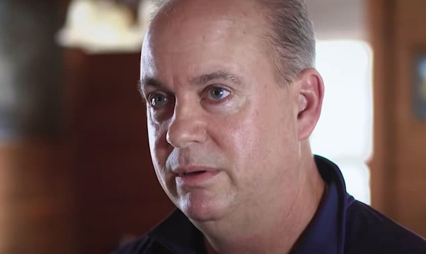 O médico Tom Blee clamou por Deus e foi respondido. (Foto: Reprodução/TV God).