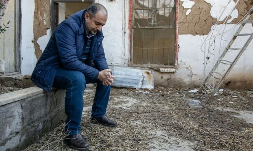 O pastor George Moushi decidiu ficar em Qamishli e apoiar seu povo mesmo diante do aumento da tensão na região desde outubro de 2019. (Foto: Portas Abertas)