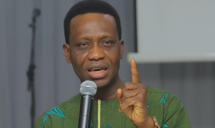 O pastor Dare Adeboye. (Foto: Reprodução / Guardian Nigéria)