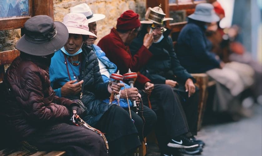 Um terço da população mundial ainda não tem acesso a Bíblia, a Igreja e a outros cristãos. (Foto: Alliance for the Unreached).