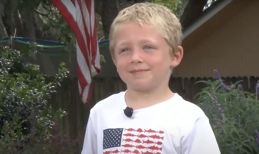 Chase Poust, de 7 anos, salvou sua família de acidente. (Foto: WJXT)
