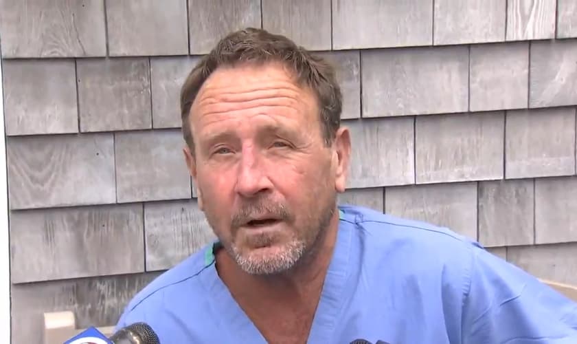 Michael Packard foi engolido por uma baleia jubarte perto de Massachusetts em 11 de junho de 2021. (Foto: Twitter)