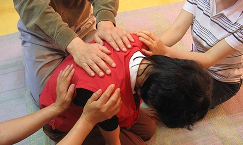 Lee voltou para executar seu chamado no país onde ficou preso 15 anos. (Foto: Reprodução / Cornerstone)