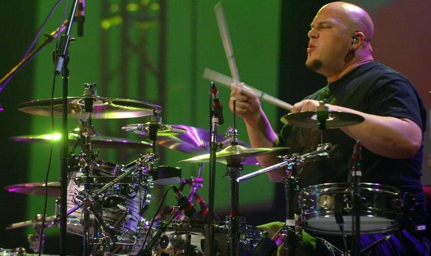 Andy Williams durante a filmagem do DVD de Casting Crowns 'LifeSongs', em 19 de novembro de 2005, na Primeira Igreja Batista de Woodstock, Geórgia. (Foto: Rick Diamond / WireImage).