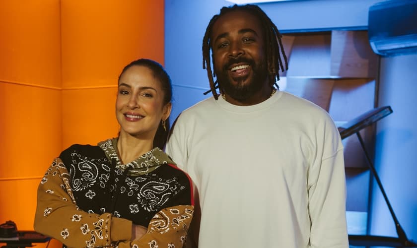 Claudia Leitte e Clovis nos bastidores da gravação de “Aprendiz”. (Foto: Caio Giménez)