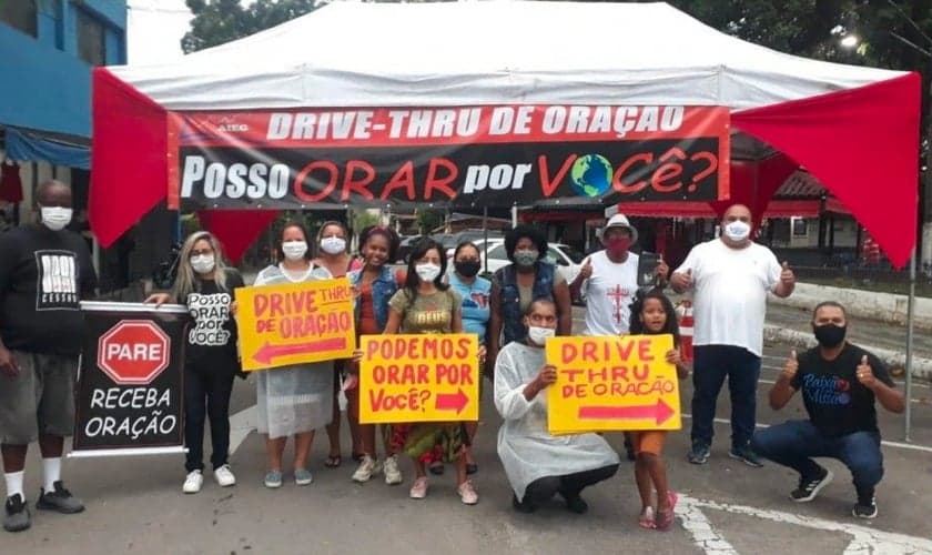 Drive-Thru da Oração em Guapimirim (RJ). (Foto: Divulgação).