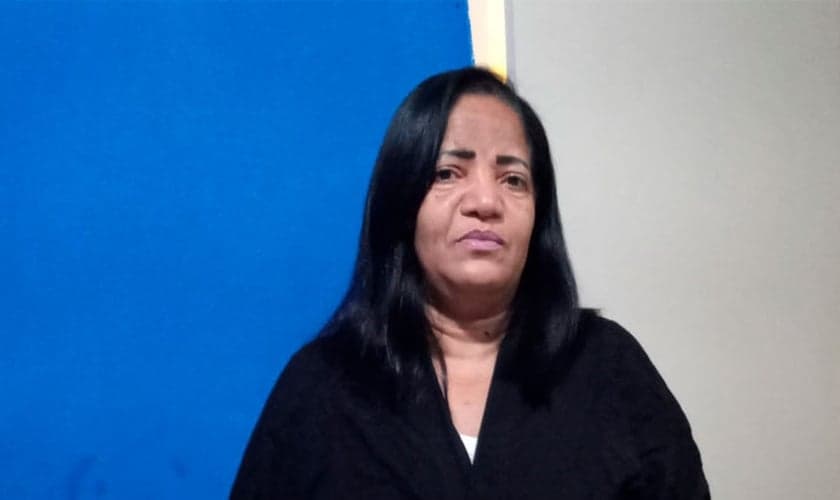 Kátia da Silva foi curada da dengue hemorrágica, uma doença com grave risco à vida. (Foto: Site Mulher Cristã).