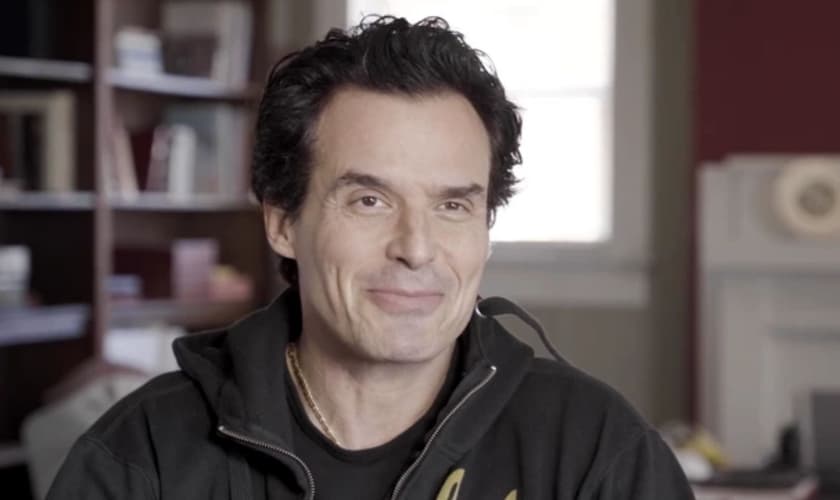 Antonio Sabato Jr. fala sobre o próximo filme “Deus Não Está Morto: nós, o povo”. (Foto: Reprodução/Imprensa)