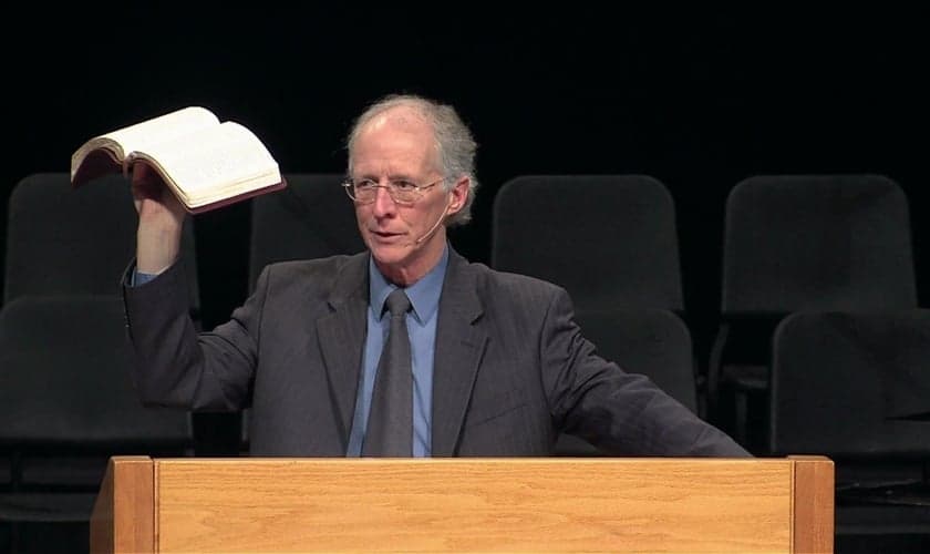 Pastor e teólogo John Piper. (Foto: Reprodução/Desiring God)