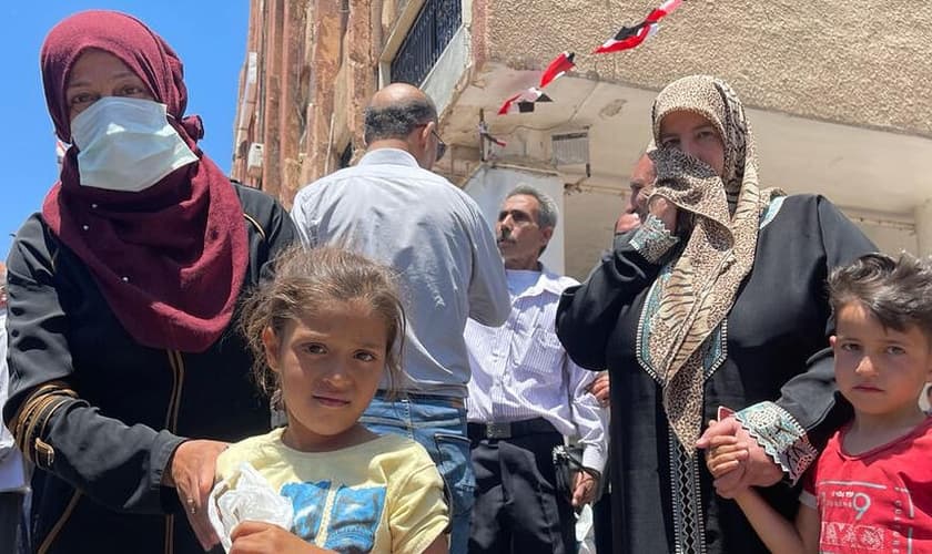 Igreja russa oferece ajuda humanitária a crianças sírias que sofrem. (Foto: Mospat.ru)