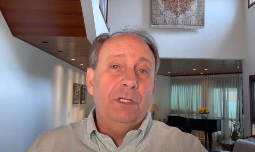 Pastor e escritor Lamartine Posella. (Foto: Captura de tela/YouTube)