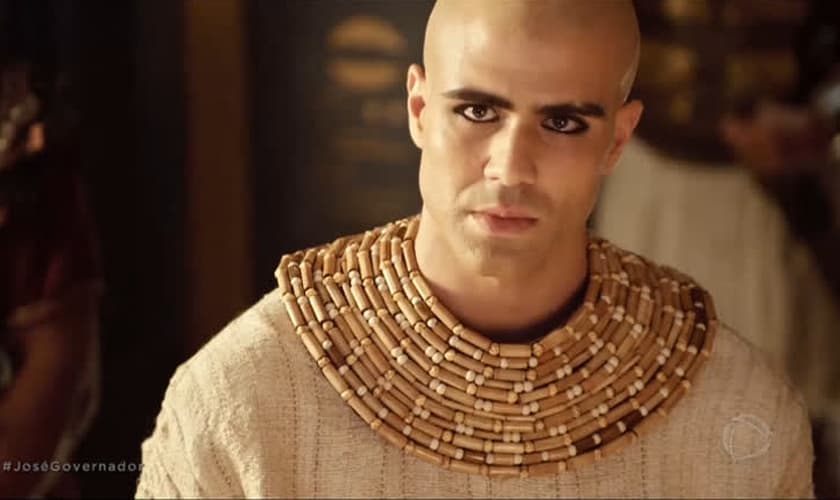 Imagem de José interpretando sonho na novela Gênesis. (Foto: Reprodução/TV Record)
