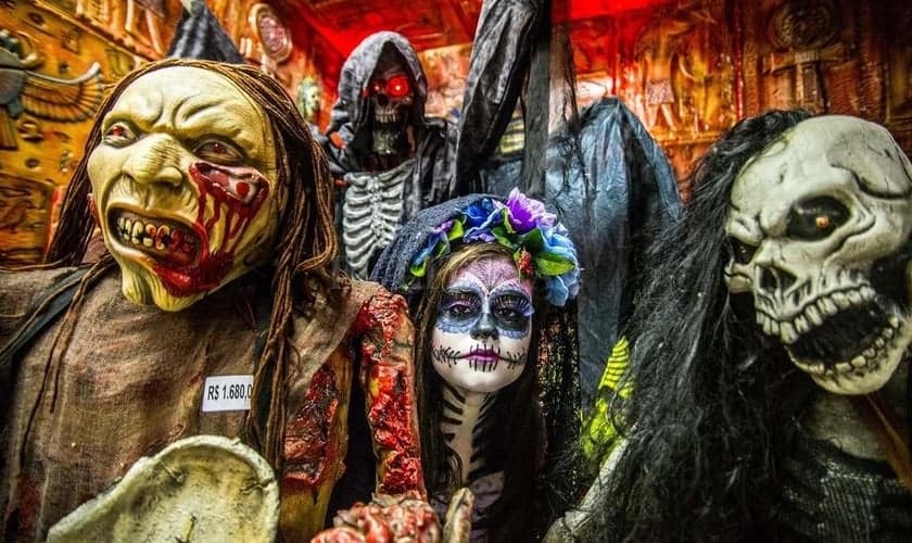 O Halloween é uma festa ligada à cultura americana, mas tem sido celebrada em diversos países, inclusive no Brasil. (Foto: DPA)