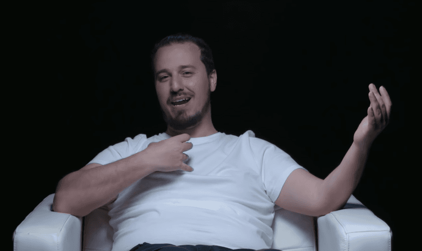 Enquanto lia o Salmo 22, David descobriu uma das promessas messiânicas. (Foto: Reprodução/One for Israel Ministries).