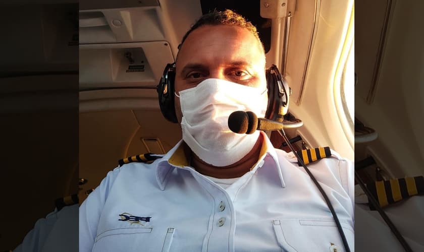Copiloto Tarciso Pessoa Viana, 37 anos, morreu em acidente. (Foto: Instagram/Reprodução)