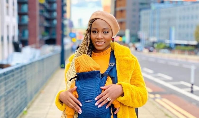 Khafi Ekpata distribuiu câmeras, maquiagem, roupas e móveis. (Foto: Khafi Ekpata/Instagram).