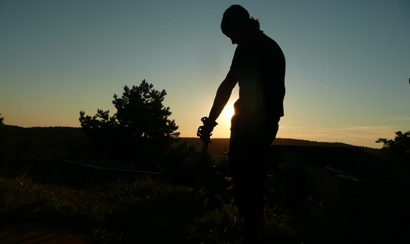 Khaled lembrou do Jesus que um cristão lhe tinha falado e orou por ajuda. (Foto: George Hodan).