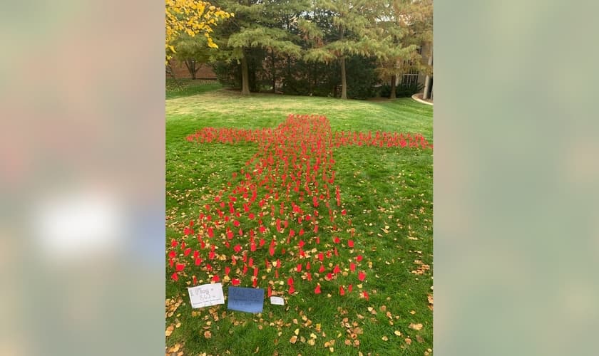 Memorial pró-vida lembra milhares de abortos. (Foto: Reprodução / Isabelle Hotard)