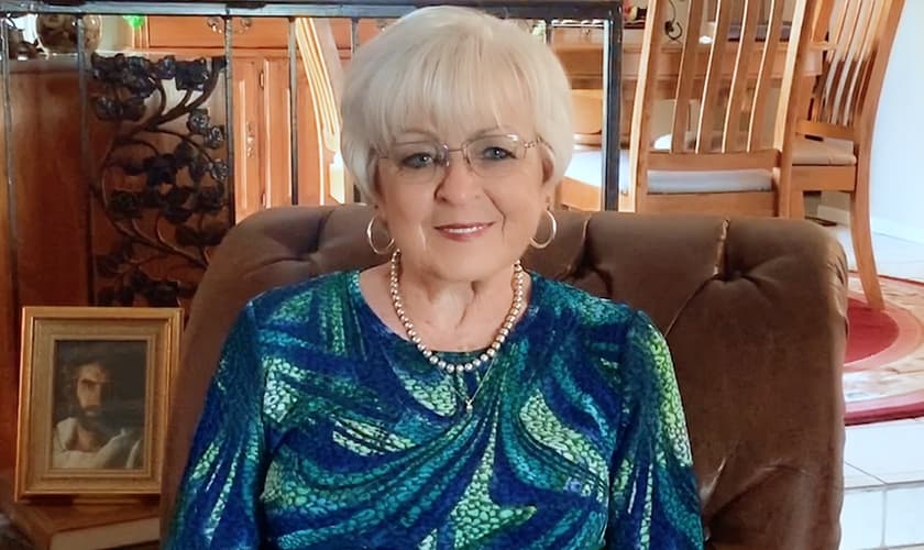 Pat foi curada enquanto se arrumava para a consulta com cirurgião. (Foto: CBN News)