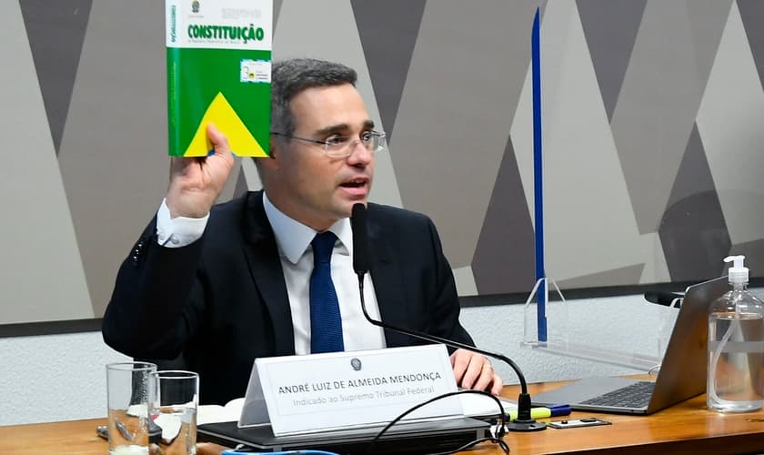 André Mendonça durante sabatina no Senado. (Foto: Marcos Oliveira/Agência Senado)