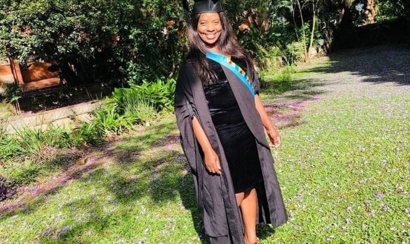 Sthembile Mngwengwe formou-se bacharel em ciências sociais. (Foto: Arquivo pessoal)