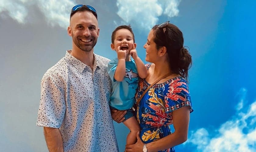 Thomas Hand, de 37 anos, morreu na cena do crime. (Foto: Facebook/Christine Kozlowski Hand).