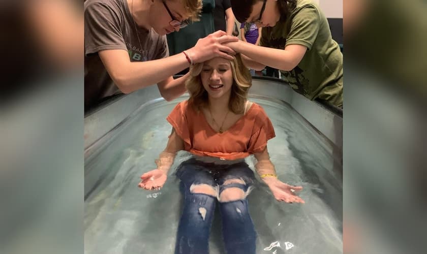 A cidade de Huntington está sendo impactada pelo jovem pregador Nick Walker. (Foto: Instagram/Nick Walker).