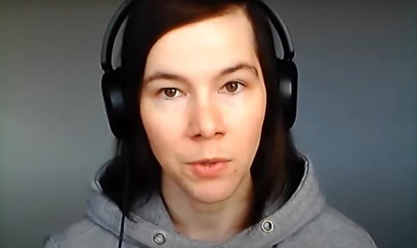 Sinéad Watson, live em seu canal no YouTube. (Foto: Captura de tela/YouTube/ImWatson)