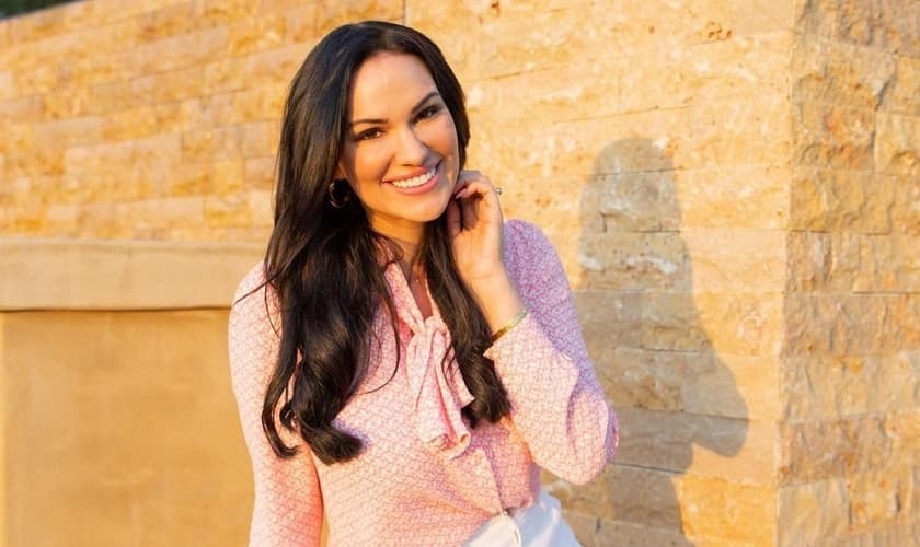 Nicole Weider, que usa seu testemunho para ajudar outras mulheres. (Foto: Instagram/Nicole Weider).