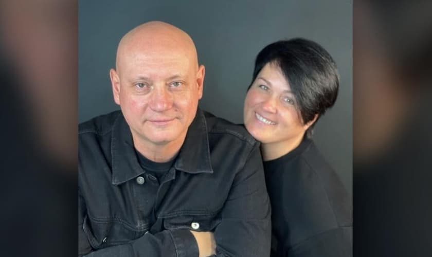 O pastor Dmitry Bodyu e sua esposa Helen Bodyu. (Foto: Instagram Helen Bodyu)