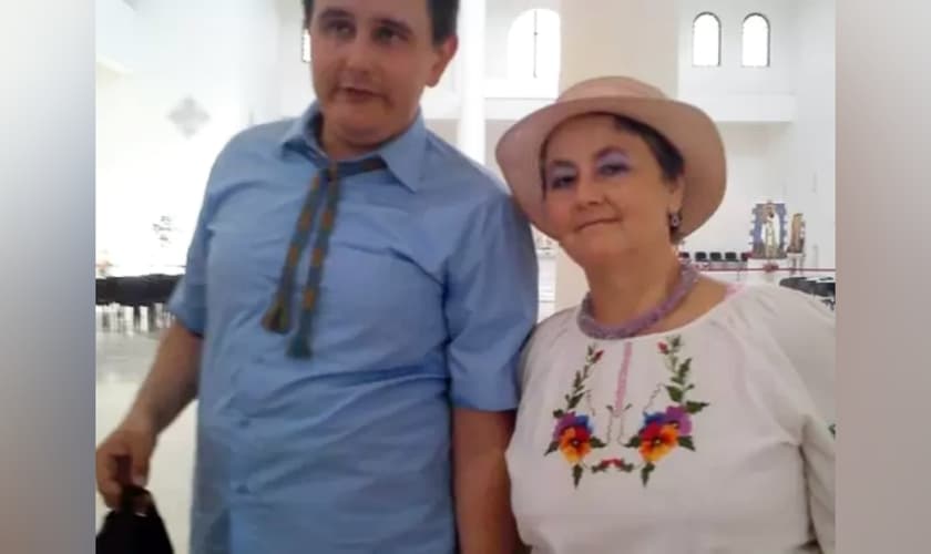 Ol’ha e o filho com autismo severo foram resgatados por uma organização cristã. (Foto: L'Arche UK).