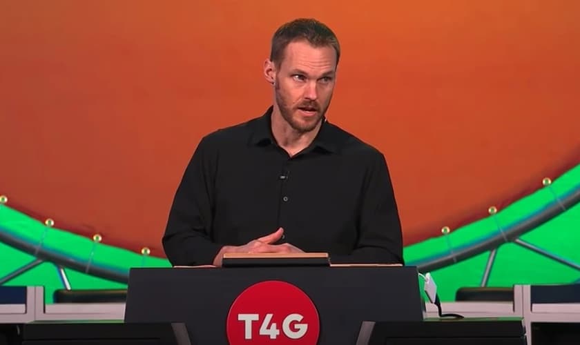 David Platt na Conferência Together for the Gospel, nos Estados Unidos. (Foto: Youtube/Together for the Gospel).