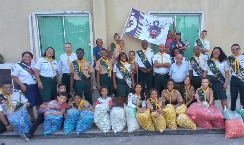 O clube de desbravadores da Igreja Adventista em Prata já doou duas cadeiras de rodas. (Foto: Notícias Adventistas).