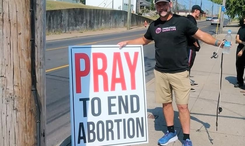 Scott Hord salvou um bebê e ajudou a mãe, ao obedecer a voz do Espírito Santo. (Foto: Scott Hord Ministries).