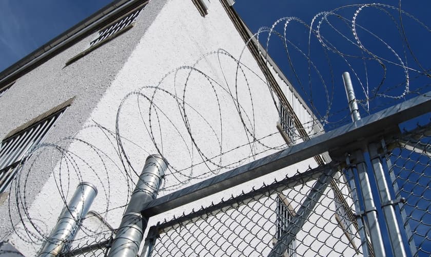 Sentença a membros da Testemunha de Jeová é de 6 anos de prisão. (Foto: Larry Farr / Unsplash)