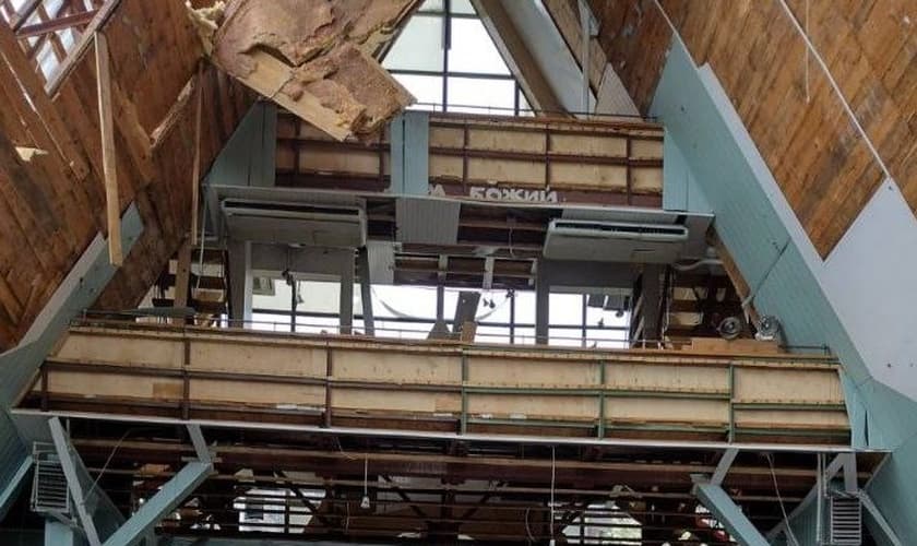 Igreja Cristo Salvador em Mariupol, uma das quatro igrejas em regiões recentemente sob controle russo, que recentemente sofreram assédio. (Foto: Do the Word)