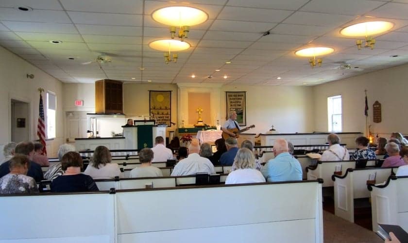 A Igreja Metodista Unida de Cristo em Southwick realizou o último culto no domingo (19). (Foto: Christ Church UMC Southwick).