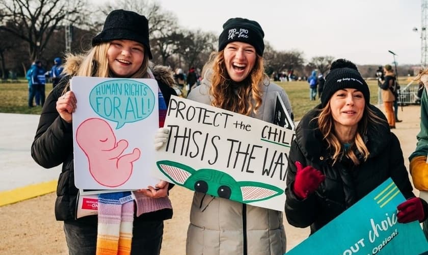 Ativistas pró-vida participam da Marcha pela Vida. (Foto: Instagram March for Life)
